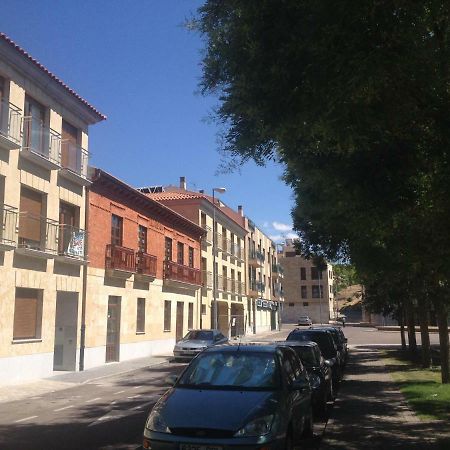 סלאמנקה Apartamento Turisticos Puente Romano P3 2-B מראה חיצוני תמונה