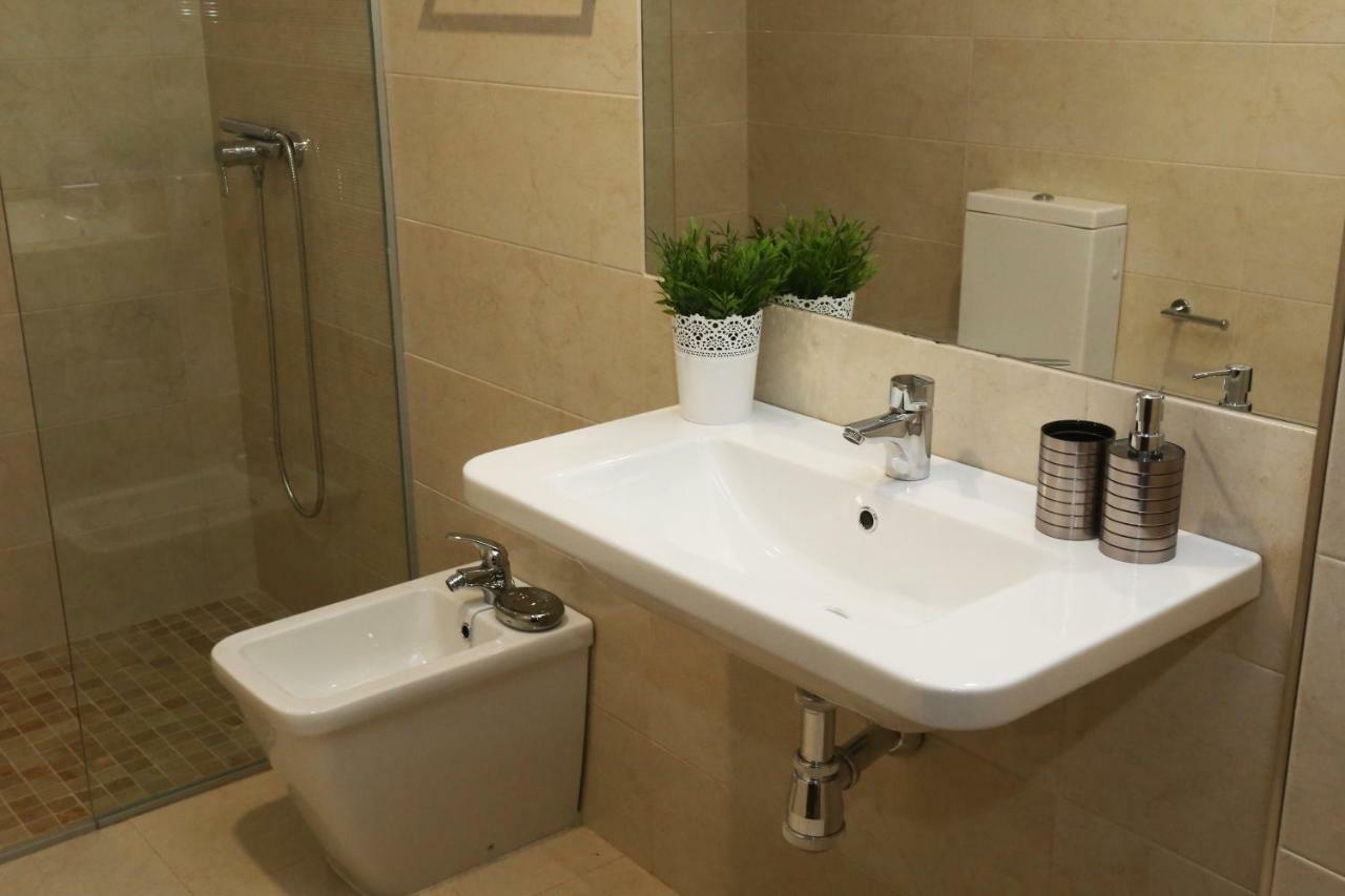 סלאמנקה Apartamento Turisticos Puente Romano P3 2-B מראה חיצוני תמונה